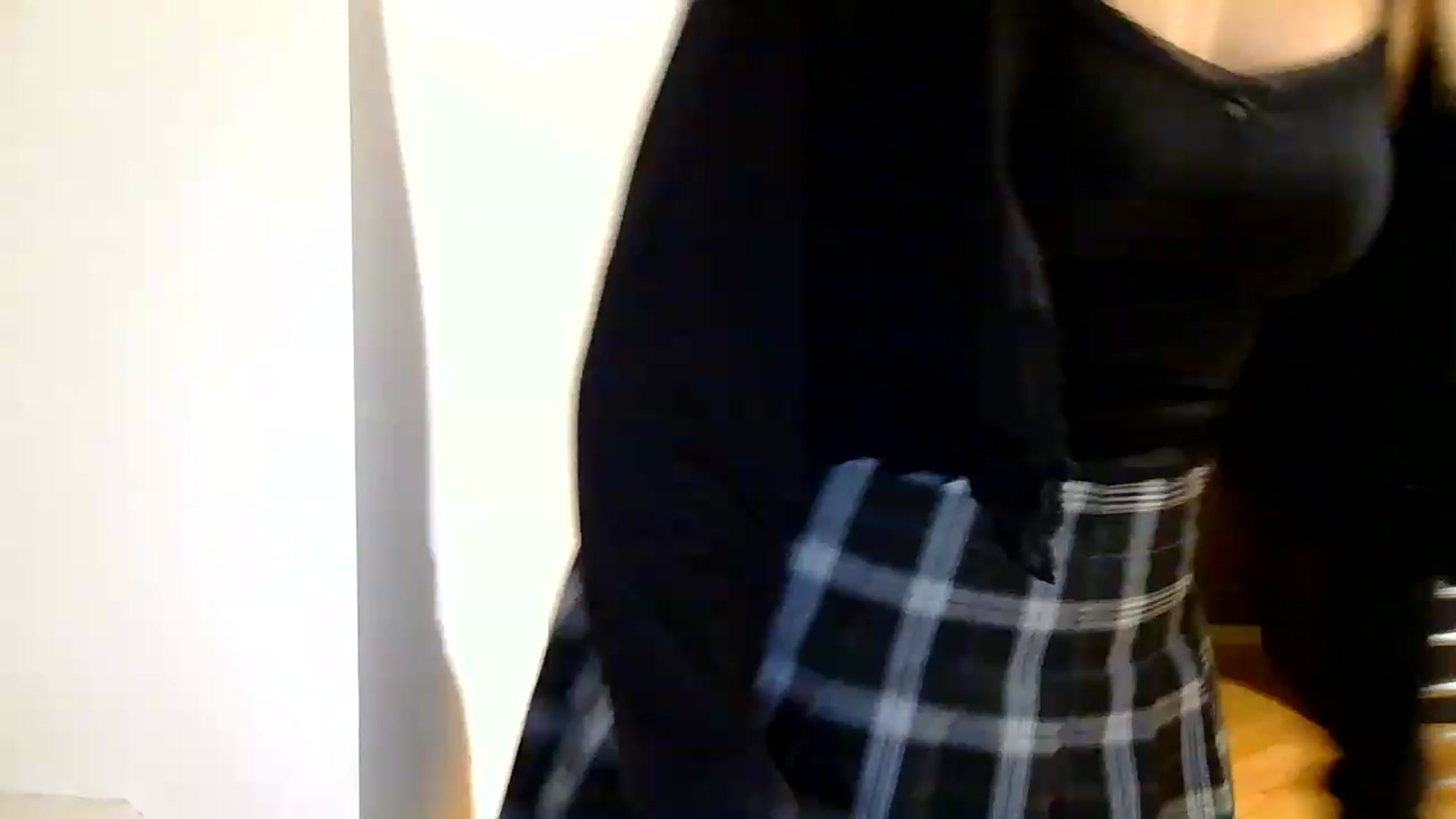 Gallery image thumbnail from YanaMeoww's myfreecams stream on, 09/10/2026, 18:56 image 15 of 20