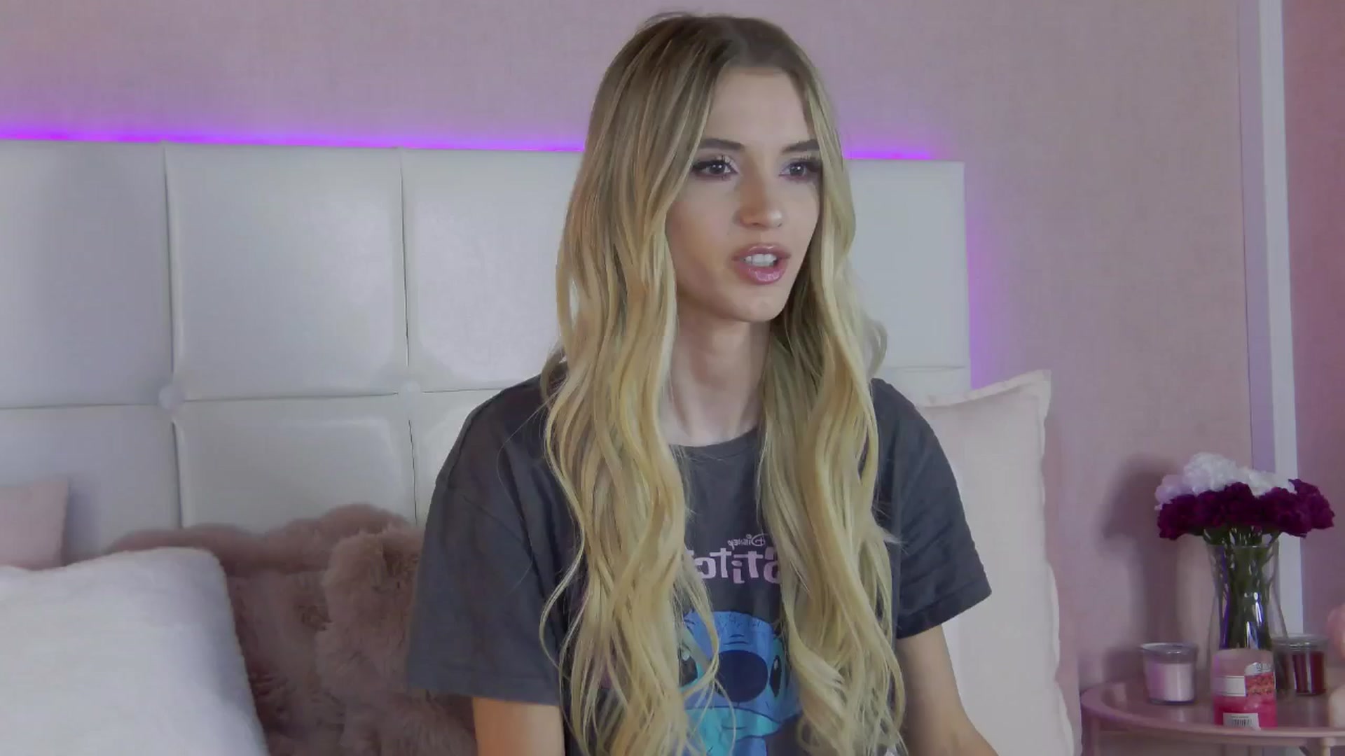 Gallery image thumbnail from YannaJeen's myfreecams stream on, 09/26/2024, 13:31 image 6 of 20