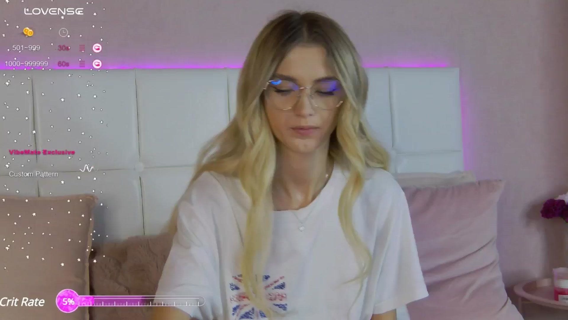 Gallery image thumbnail from YannaJeen's myfreecams stream on, 10/17/2024, 07:53 image 12 of 20