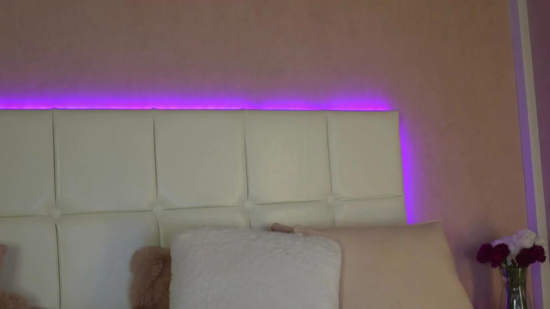 Gallery image thumbnail from YannaJeen's myfreecams stream on, 02/04/2025, 10:34 image 4 of 20