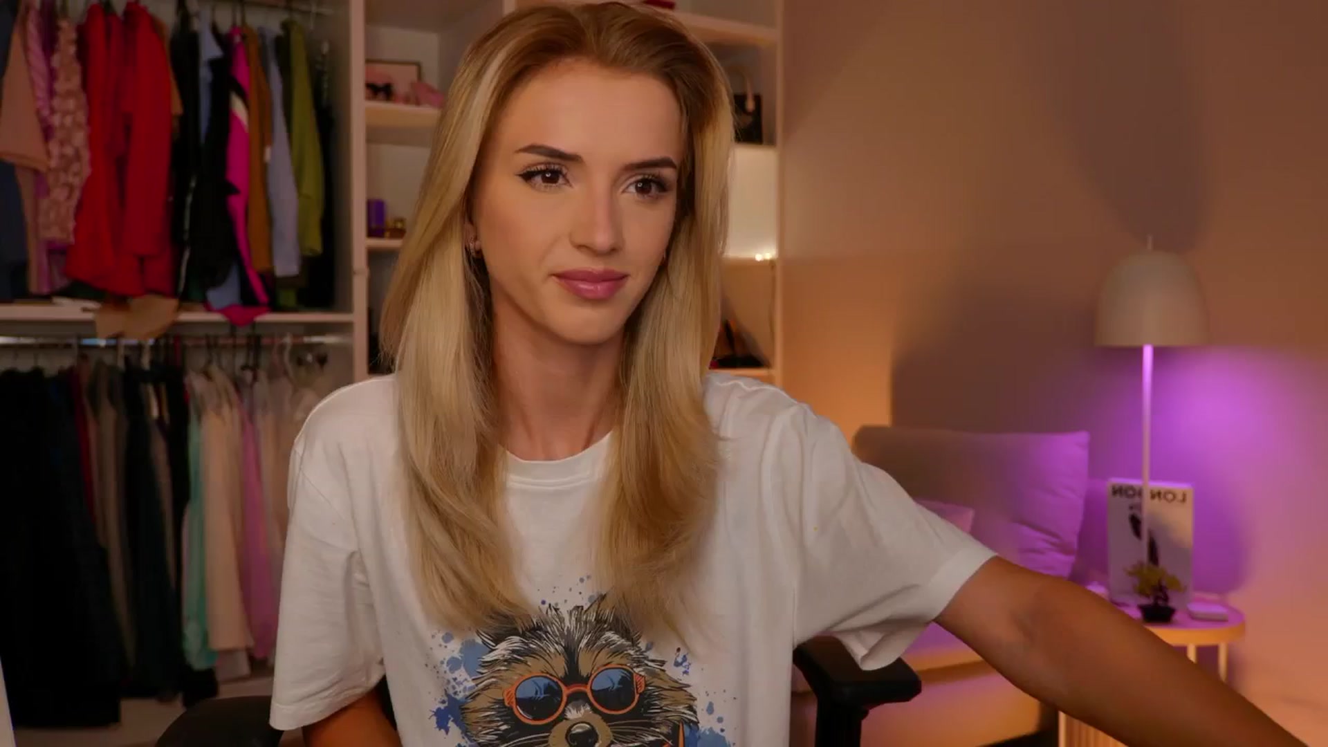 Gallery image thumbnail from YannaJeen's myfreecams stream on, 07/01/2025, 19:38 image 13 of 20