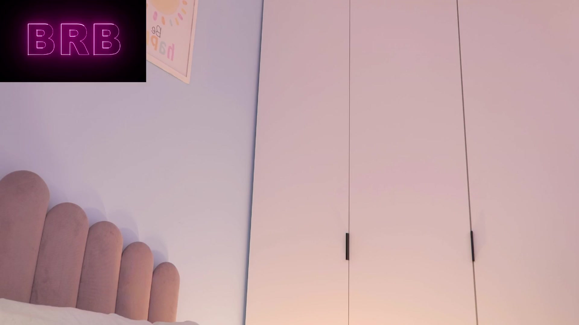 Gallery image thumbnail from YannaJeen's myfreecams stream on, 08/05/2025, 11:12 image 9 of 20