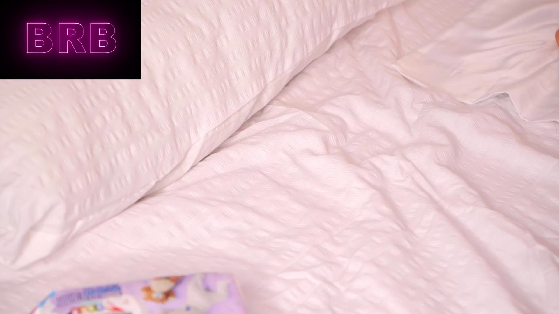 Gallery image thumbnail from YannaJeen's myfreecams stream on, 08/18/2025, 07:25 image 3 of 20