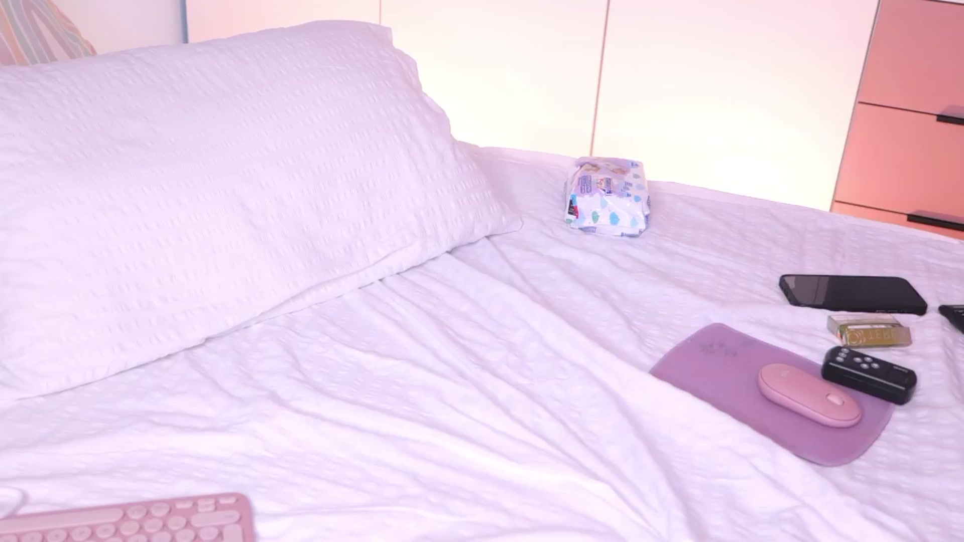Gallery image thumbnail from YannaJeen's myfreecams stream on, 08/18/2025, 07:25 image 16 of 20