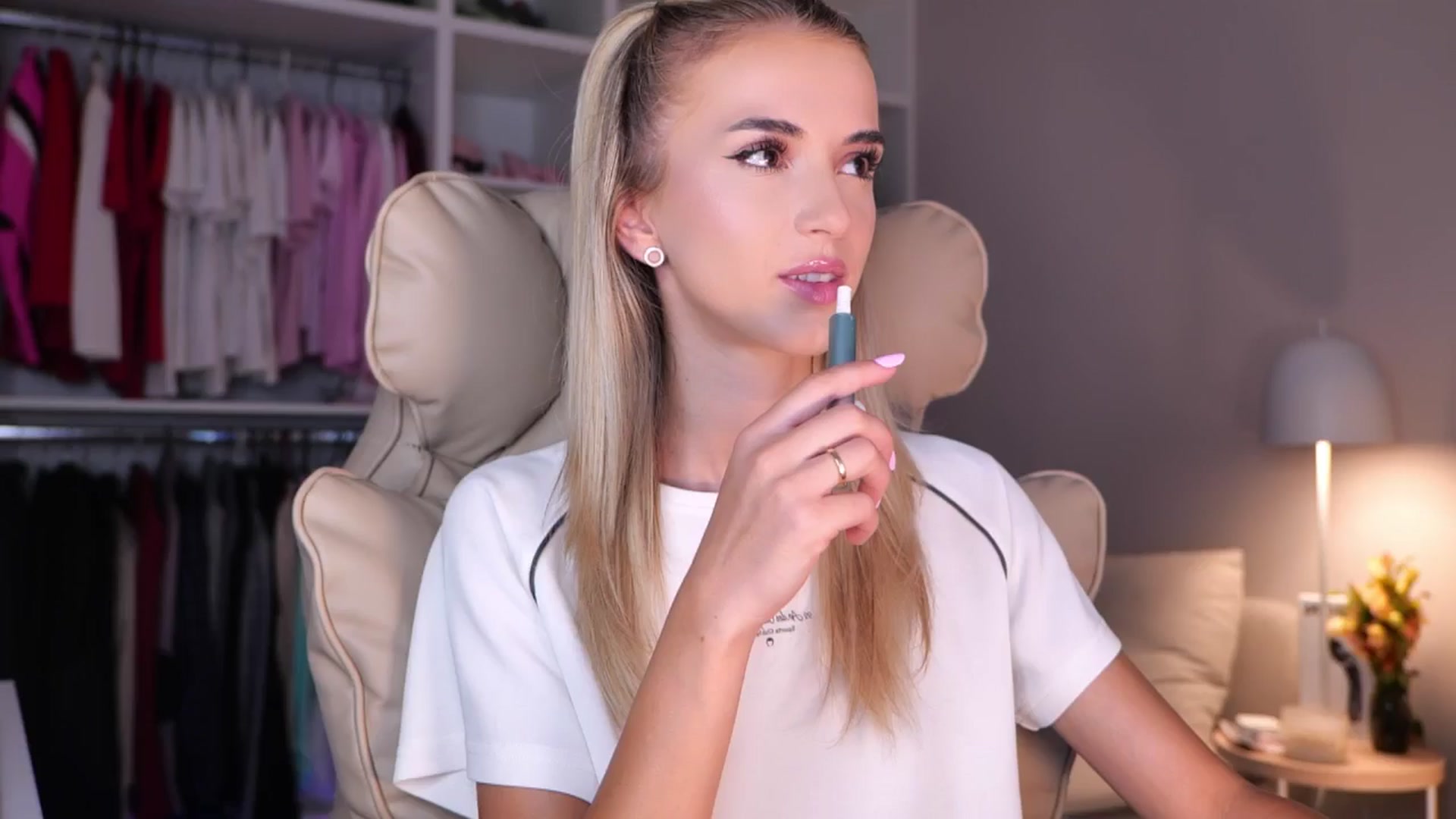 Gallery image thumbnail from YannaJeen's myfreecams stream on, 09/15/2025, 05:53 image 7 of 20