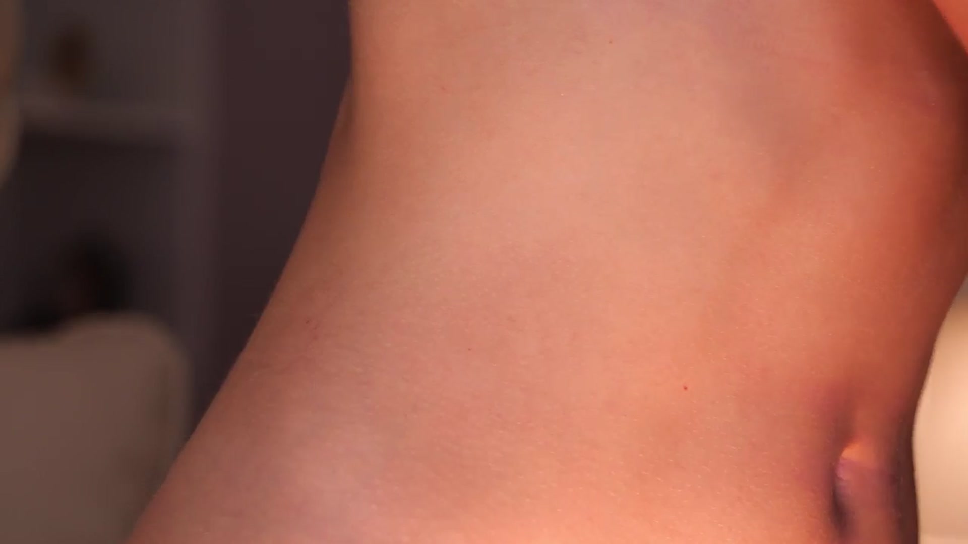 Gallery image thumbnail from YannaJeen's myfreecams stream on, 09/23/2025, 07:02 image 15 of 20