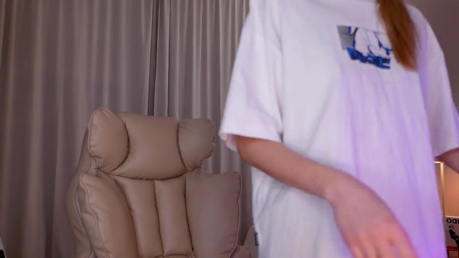 Gallery image thumbnail from YannaJeen's myfreecams stream on, 01/04/2026, 12:08 image 12 of 20