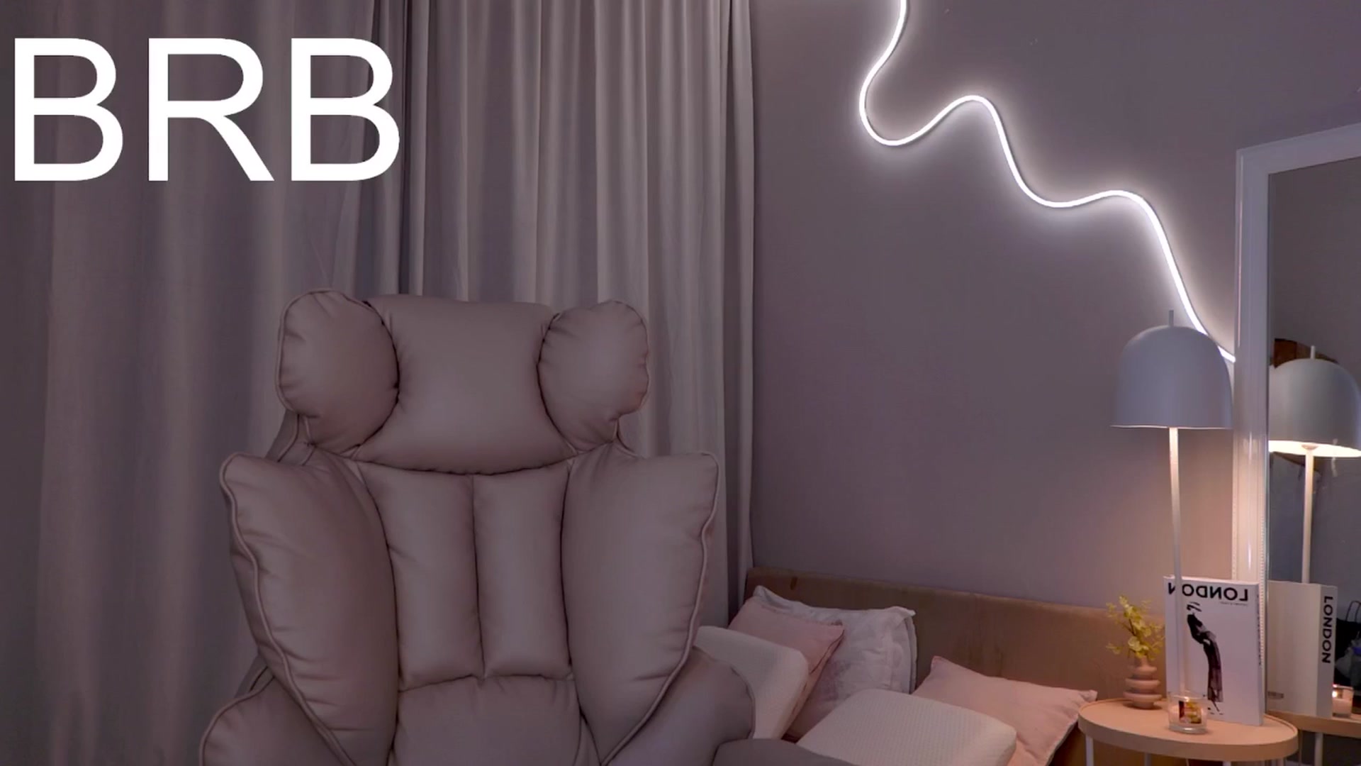 Gallery image thumbnail from YannaJeen's myfreecams stream on, 03/06/2026, 09:42 image 4 of 20