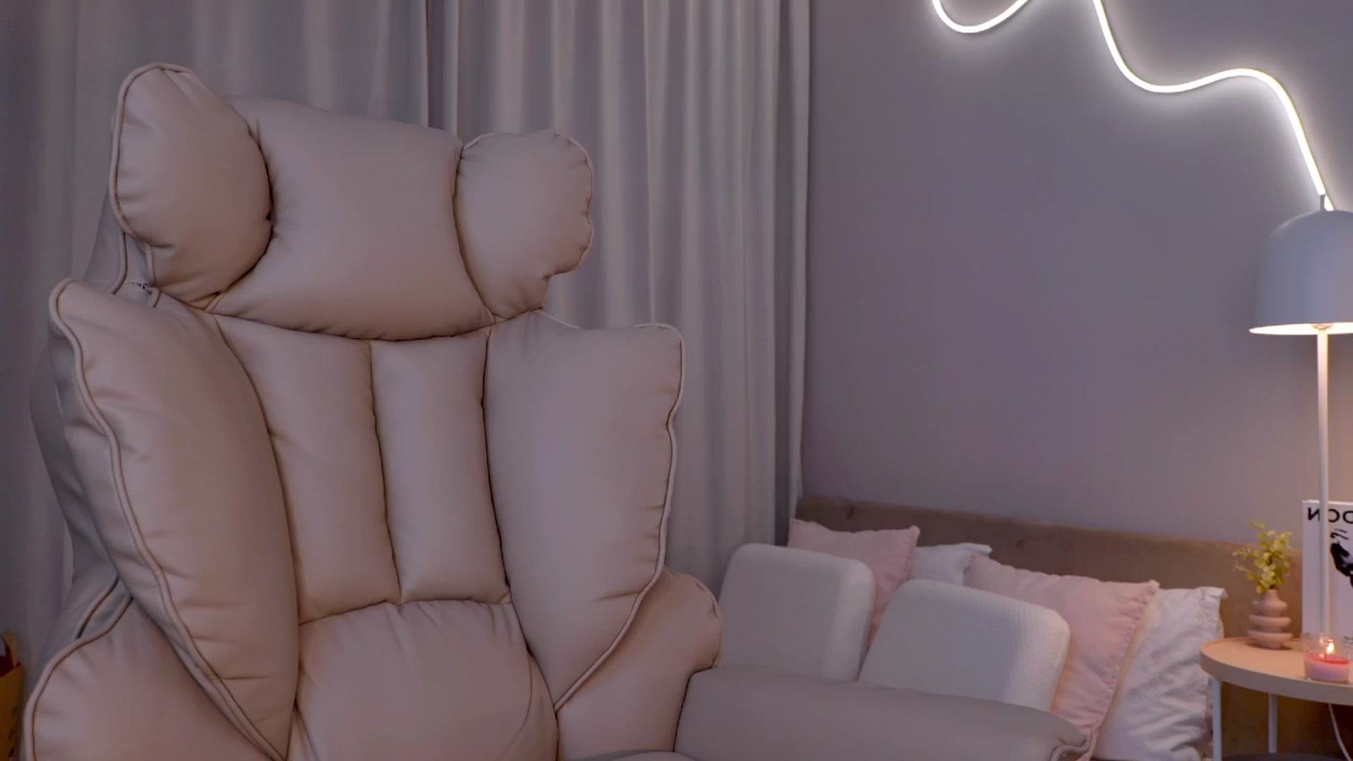 Gallery image thumbnail from YannaJeen's myfreecams stream on, 03/10/2026, 12:41 image 14 of 20