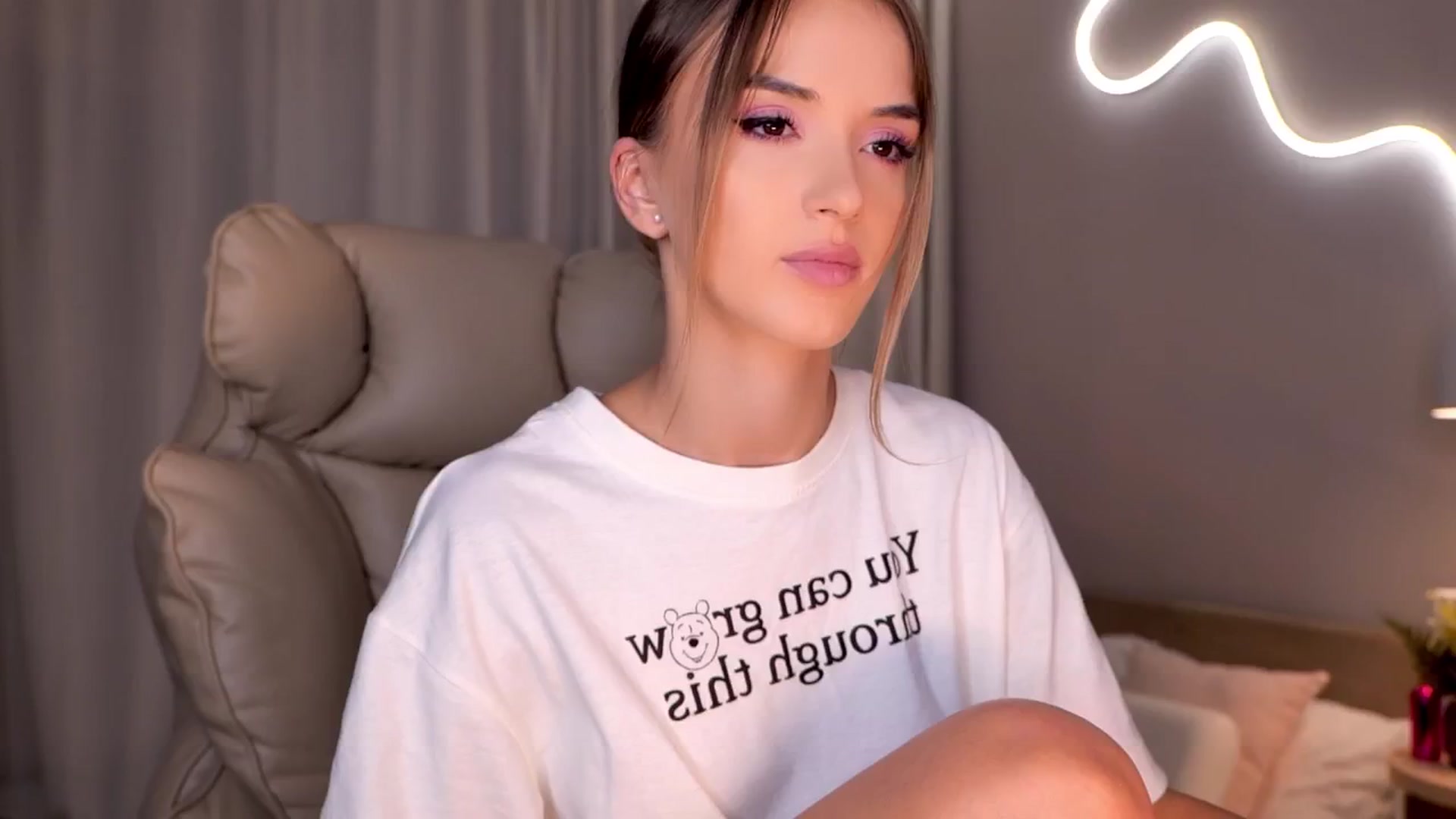 Gallery image thumbnail from YannaJeen's myfreecams stream on, 03/30/2026, 09:24 image 10 of 20