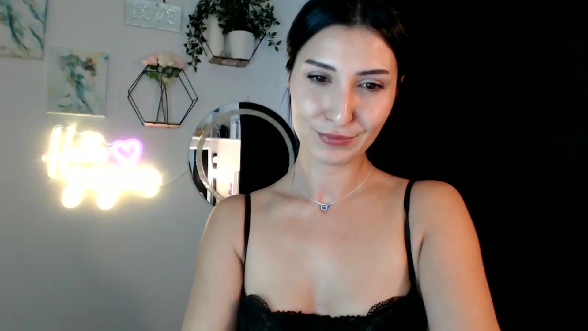 Gallery image thumbnail from Yara_77's myfreecams stream on, 09/15/2025, 10:25 image 13 of 20