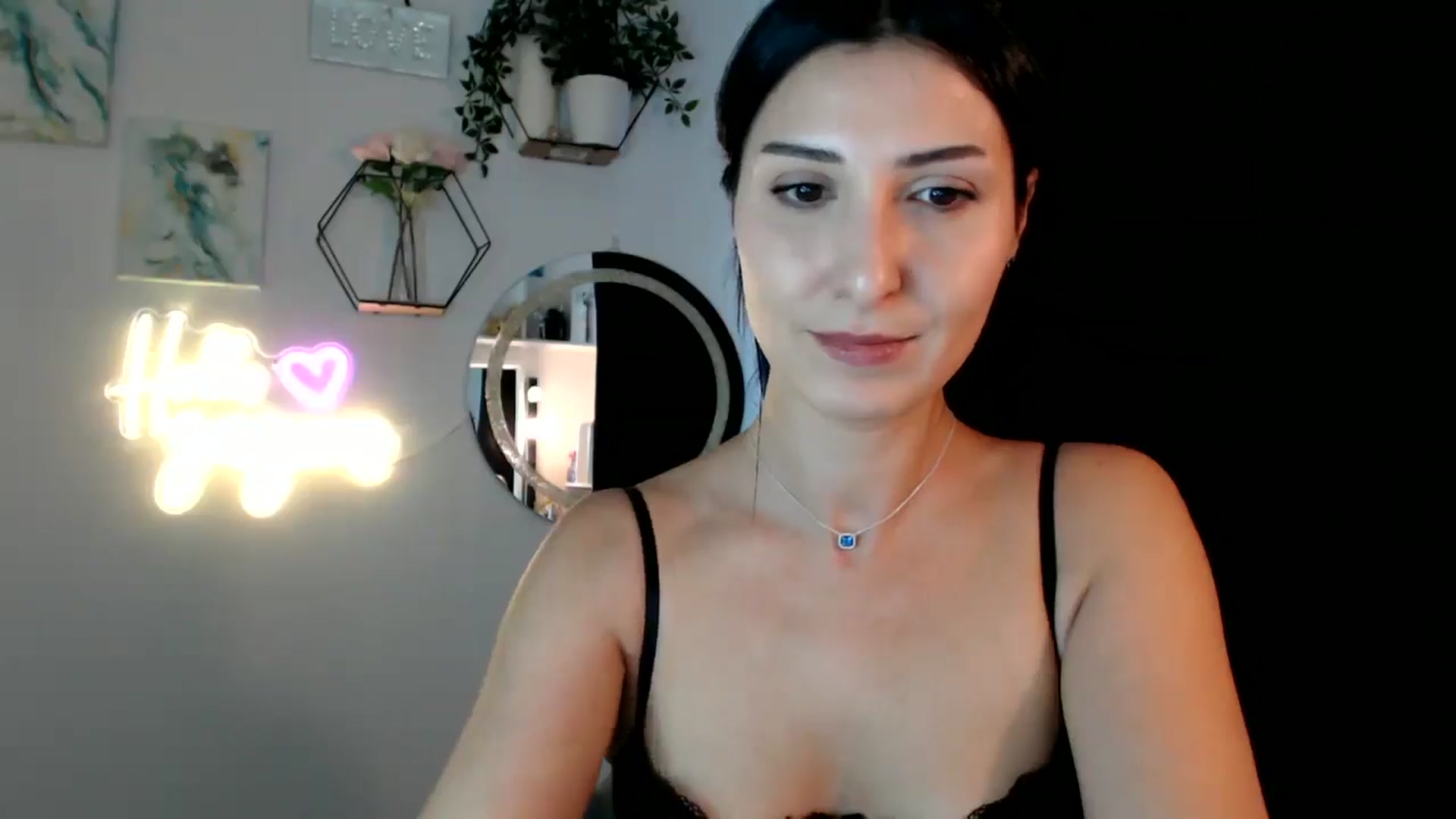 Gallery image thumbnail from Yara_77's myfreecams stream on, 09/15/2025, 10:25 image 17 of 20