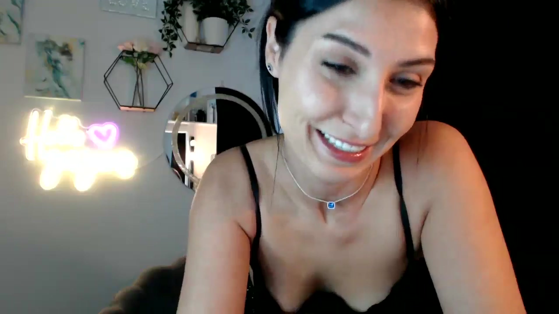 Gallery image thumbnail from Yara_77's myfreecams stream on, 09/15/2025, 11:13 image 3 of 20