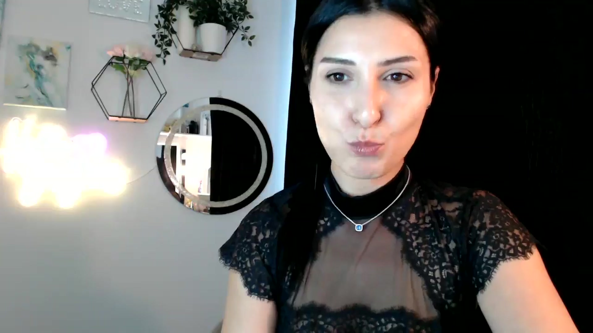 Gallery image thumbnail from Yara_77's myfreecams stream on, 09/15/2025, 12:24 image 3 of 20