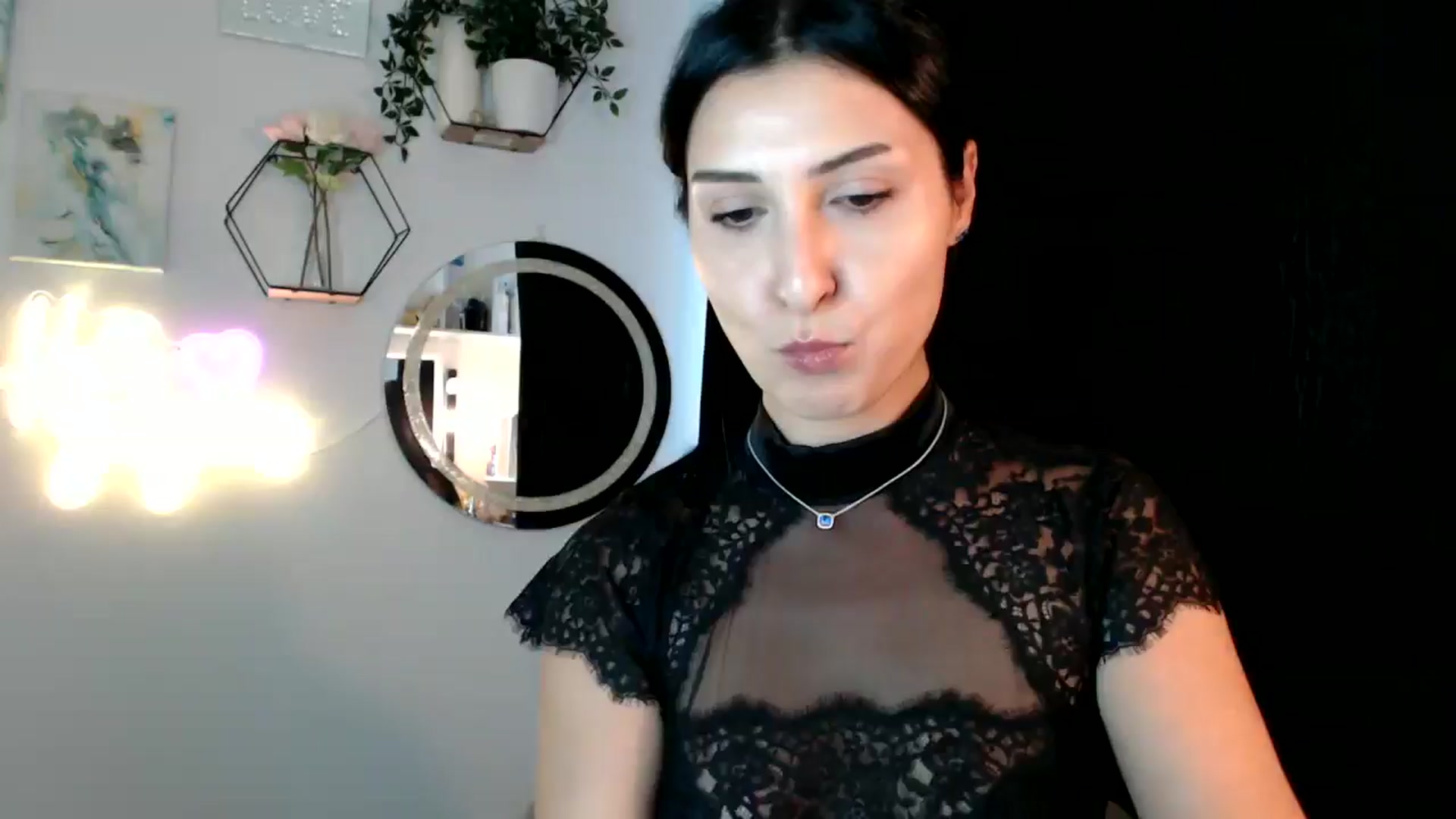 Gallery image thumbnail from Yara_77's myfreecams stream on, 09/15/2025, 12:24 image 15 of 20