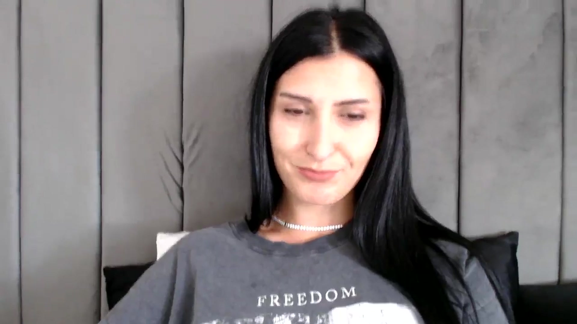 Gallery image thumbnail from Yara_77's myfreecams stream on, 09/25/2025, 11:52 image 7 of 20