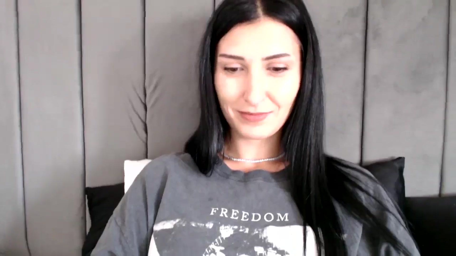 Gallery image thumbnail from Yara_77's myfreecams stream on, 09/25/2025, 11:52 image 12 of 20