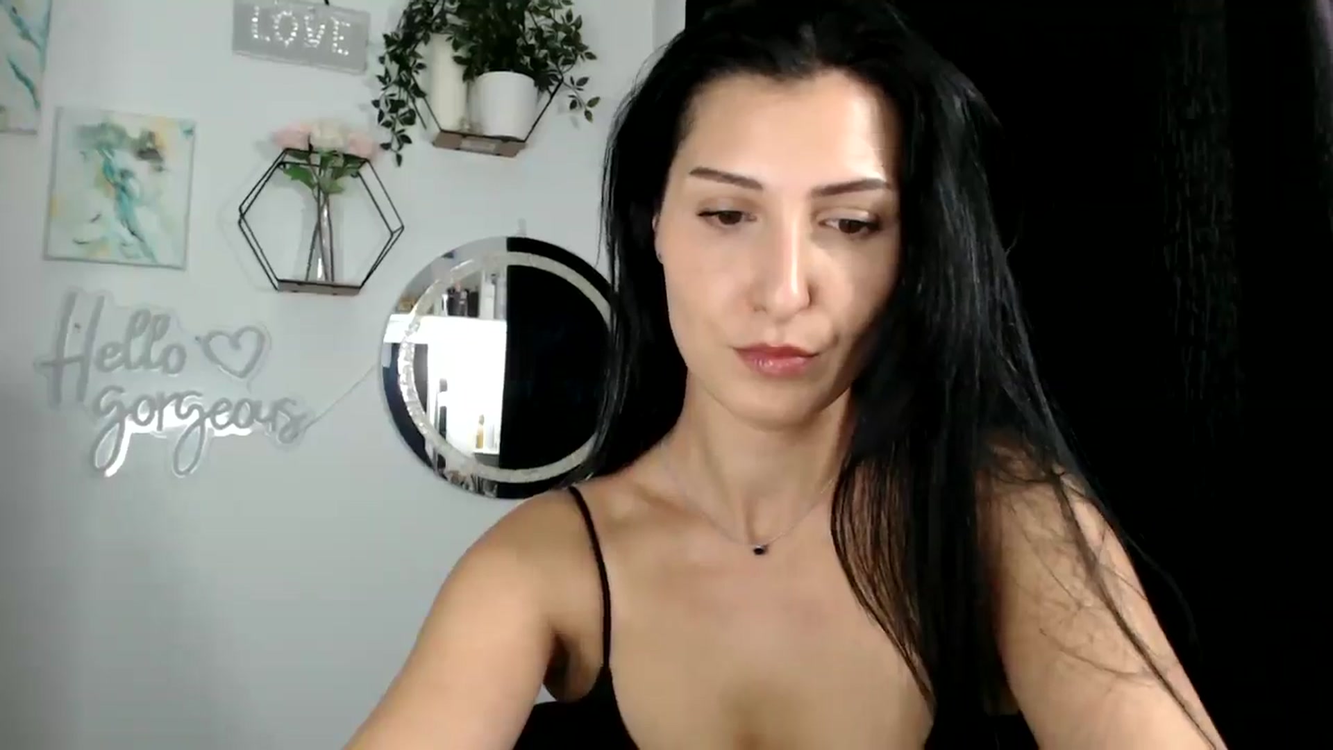 Gallery image thumbnail from Yara_77's myfreecams stream on, 09/26/2025, 09:49 image 2 of 20