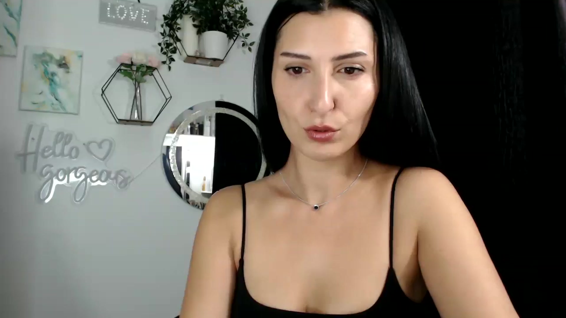 Gallery image thumbnail from Yara_77's myfreecams stream on, 09/26/2025, 09:49 image 13 of 20