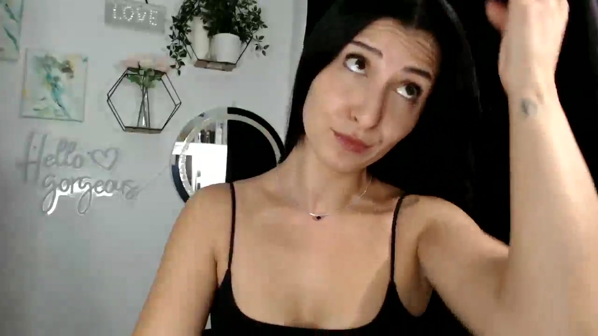 Gallery image thumbnail from Yara_77's myfreecams stream on, 09/26/2025, 09:49 image 8 of 20
