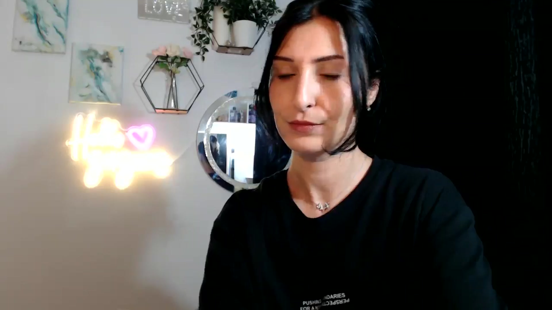 Gallery image thumbnail from Yara_77's myfreecams stream on, 10/02/2025, 11:28 image 15 of 20