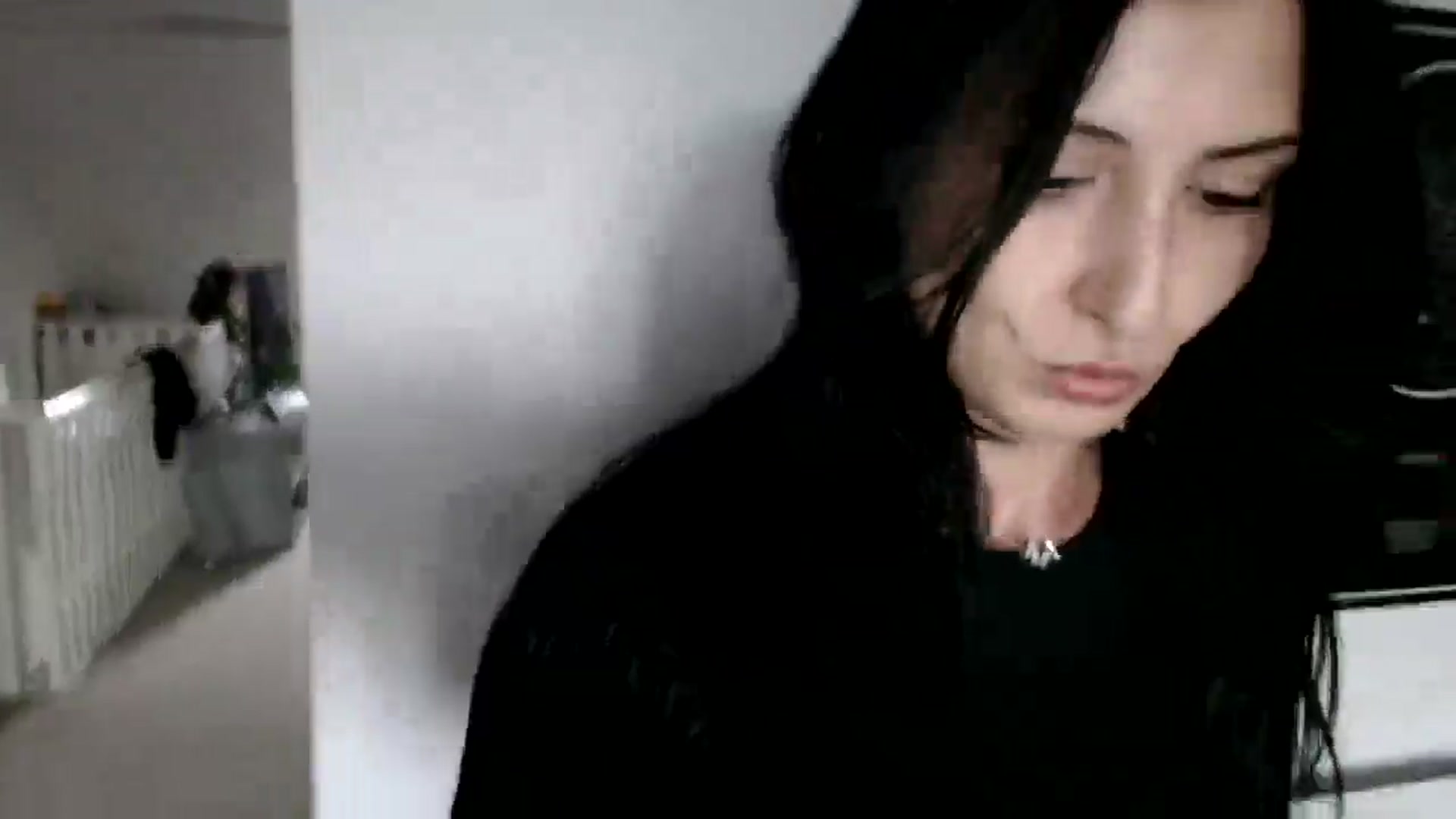 Gallery image thumbnail from Yara_77's myfreecams stream on, 10/02/2025, 15:22 image 8 of 20