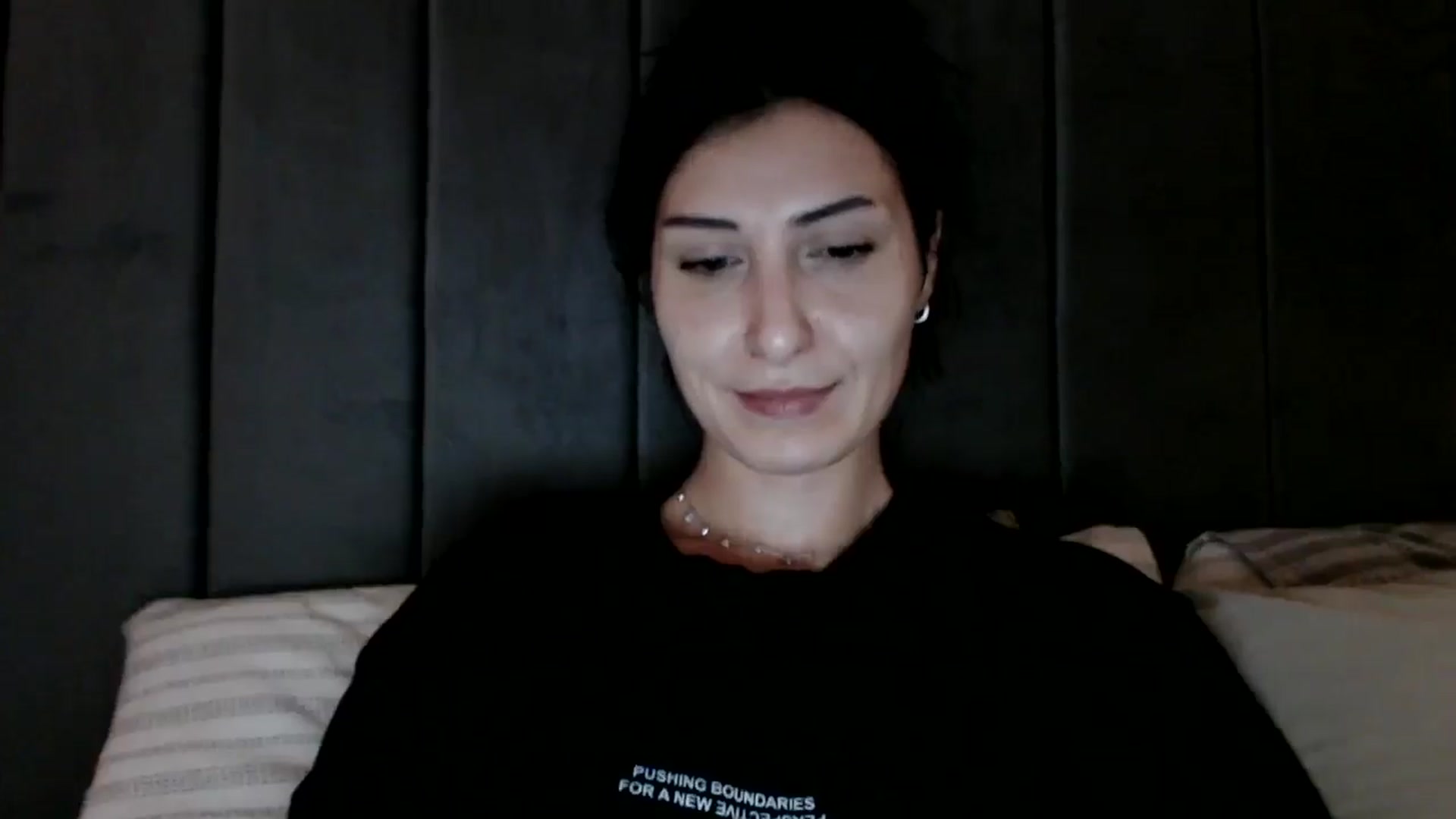 Gallery image thumbnail from Yara_77's myfreecams stream on, 10/07/2025, 08:19 image 10 of 20