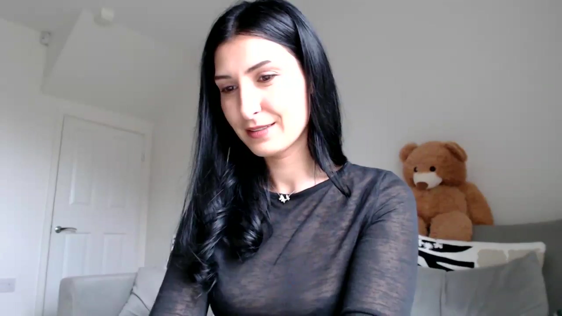 Gallery image thumbnail from Yara_77's myfreecams stream on, 10/08/2025, 10:36 image 8 of 20