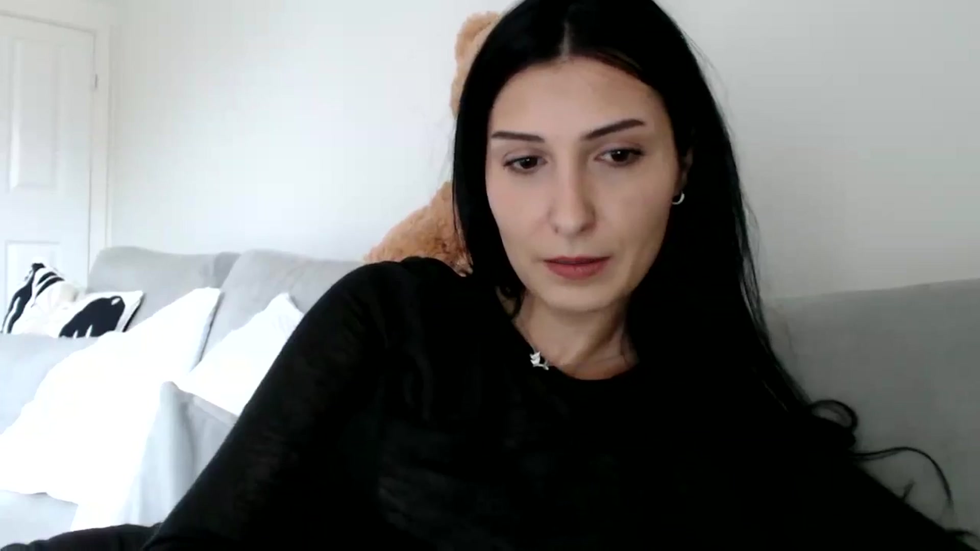 Gallery image thumbnail from Yara_77's myfreecams stream on, 10/08/2025, 10:36 image 4 of 20