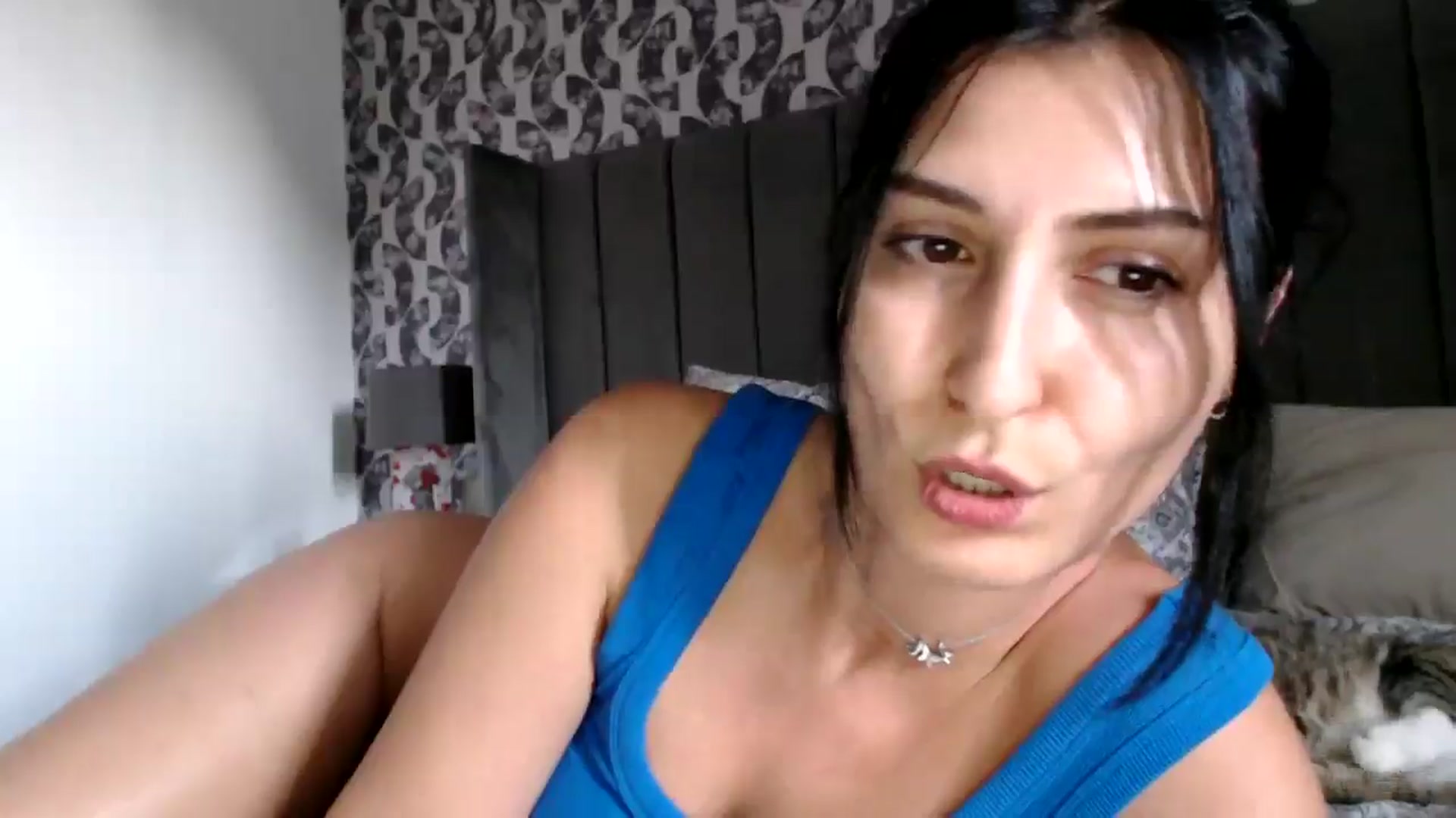 Gallery image thumbnail from Yara_77's myfreecams stream on, 10/11/2025, 12:28 image 8 of 20