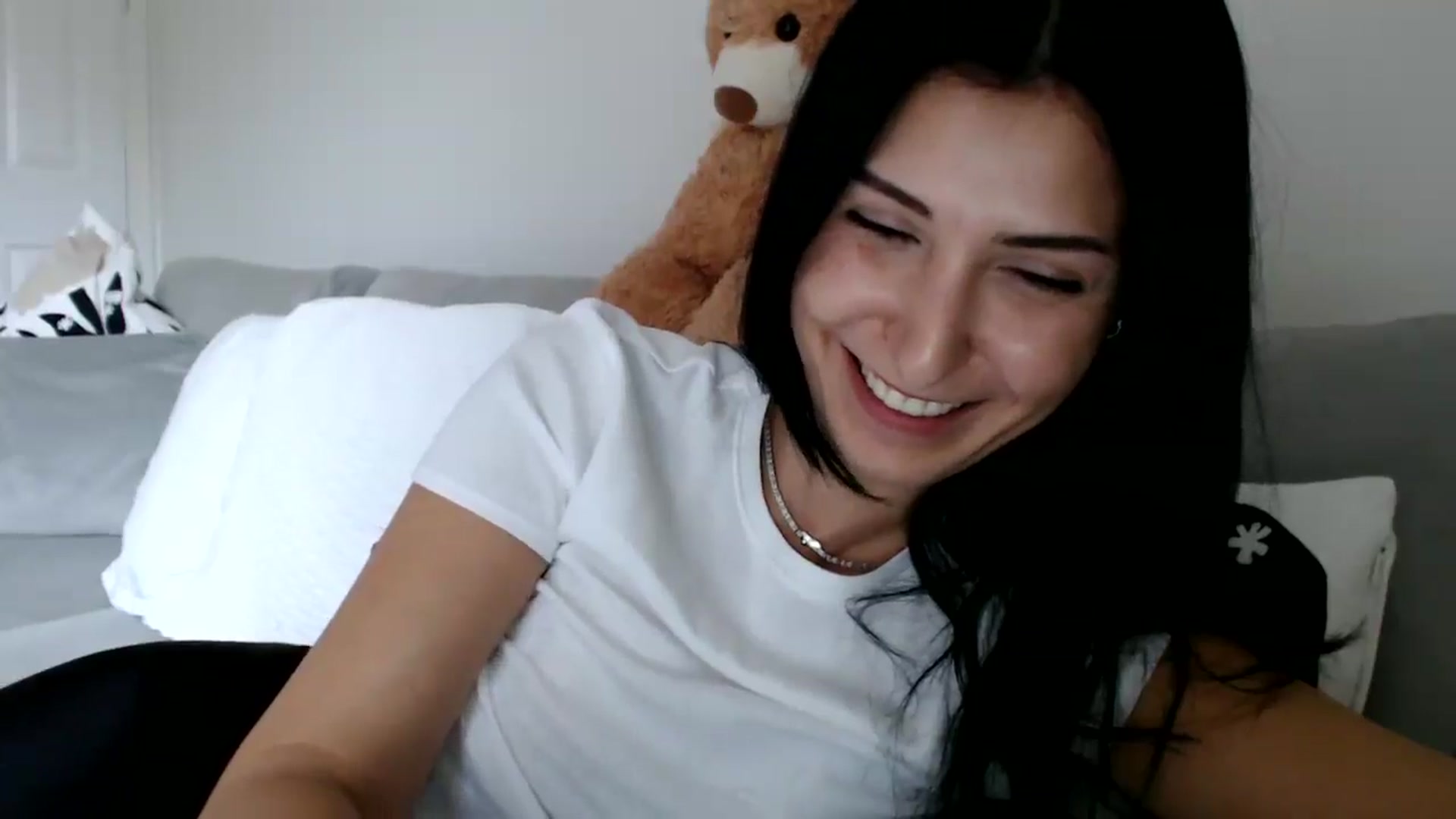 Gallery image thumbnail from Yara_77's myfreecams stream on, 10/14/2025, 13:19 image 9 of 20