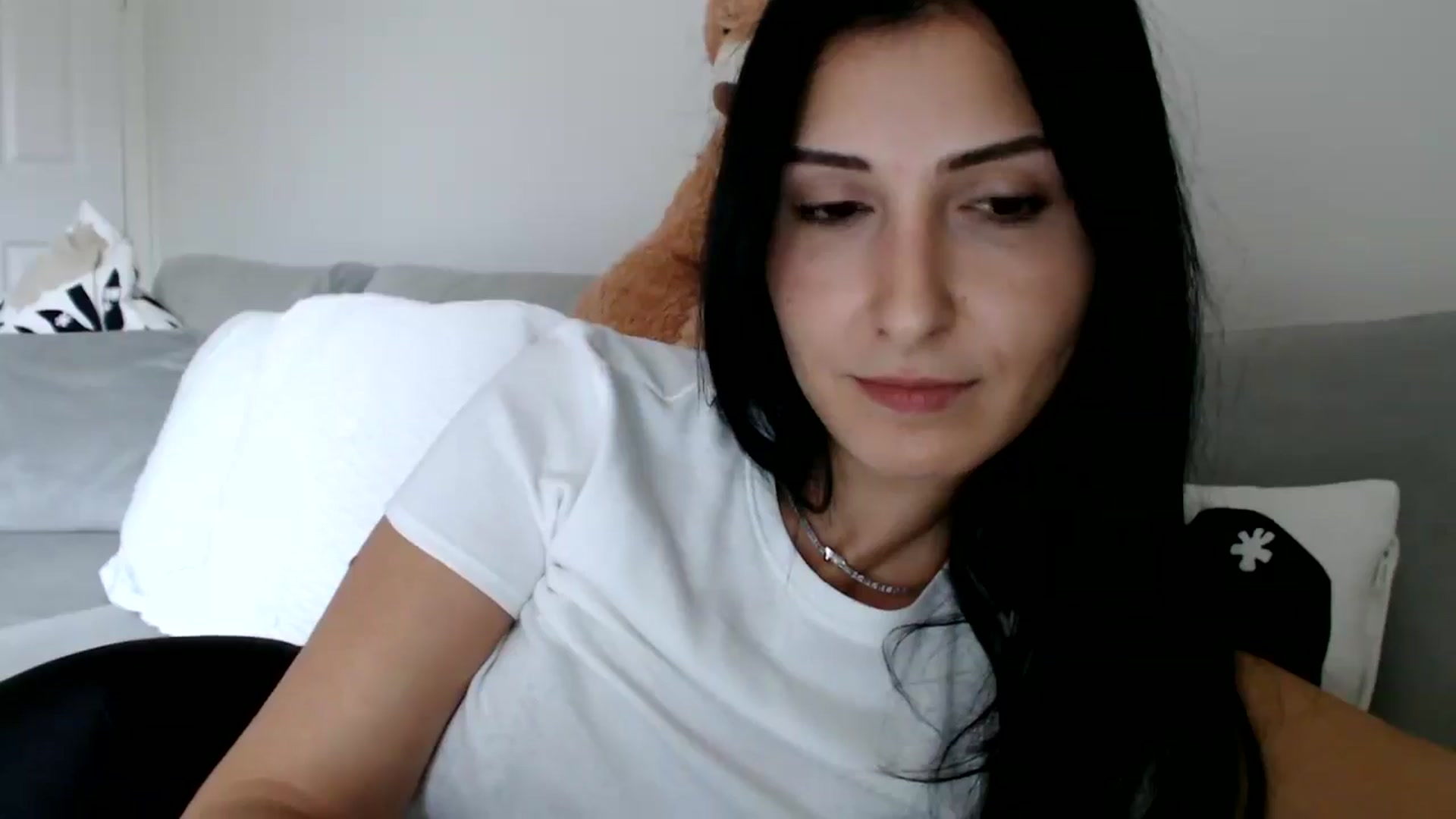 Gallery image thumbnail from Yara_77's myfreecams stream on, 10/14/2025, 13:19 image 12 of 20