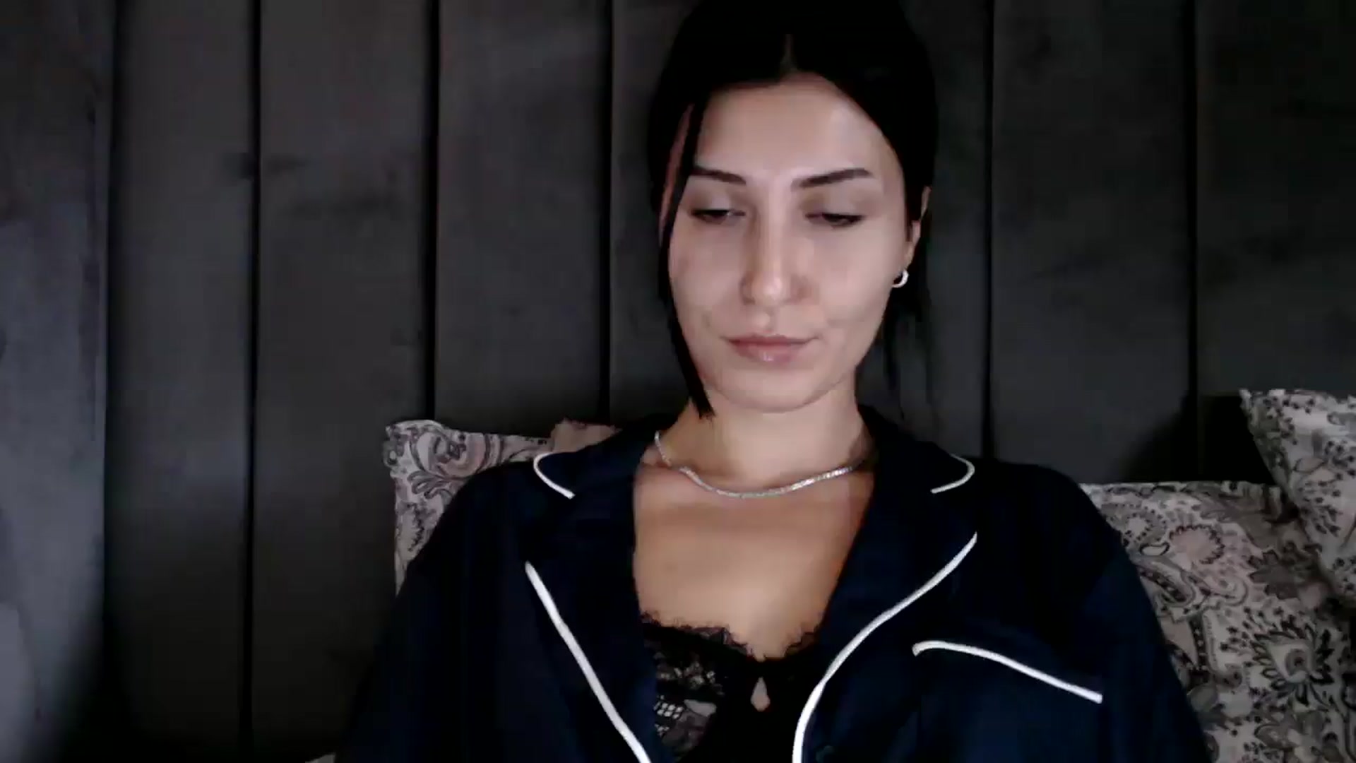 Gallery image thumbnail from Yara_77's myfreecams stream on, 10/15/2025, 10:15 image 9 of 20