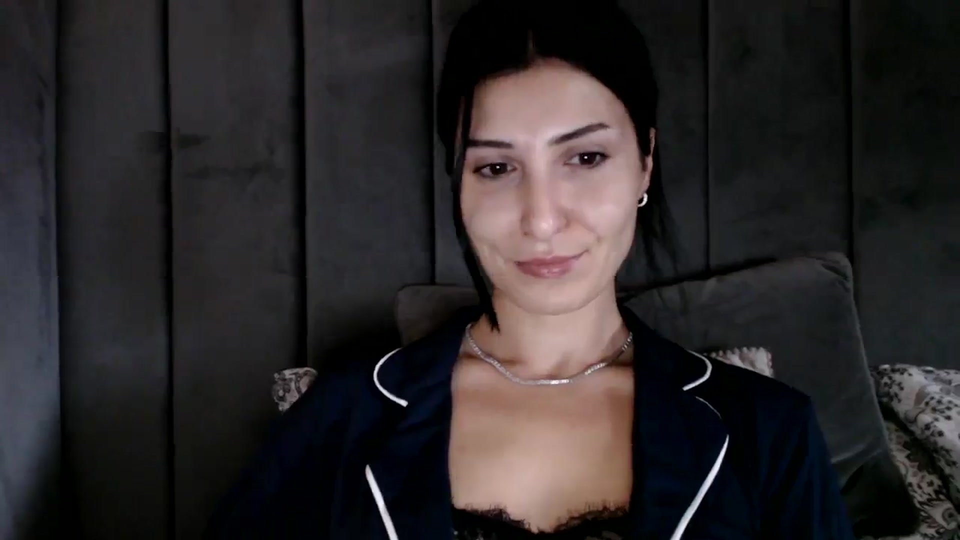 Gallery image thumbnail from Yara_77's myfreecams stream on, 10/15/2025, 10:15 image 3 of 20
