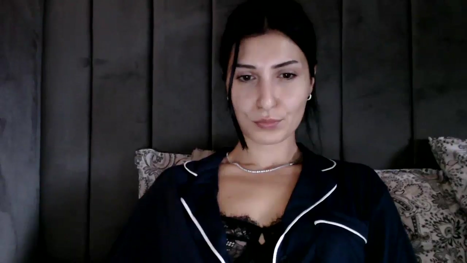 Gallery image thumbnail from Yara_77's myfreecams stream on, 10/15/2025, 10:15 image 10 of 20