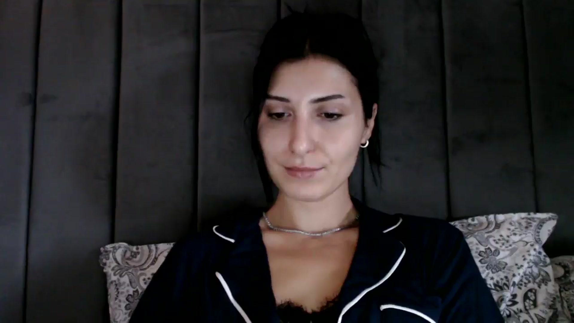 Gallery image thumbnail from Yara_77's myfreecams stream on, 10/15/2025, 10:50 image 8 of 20