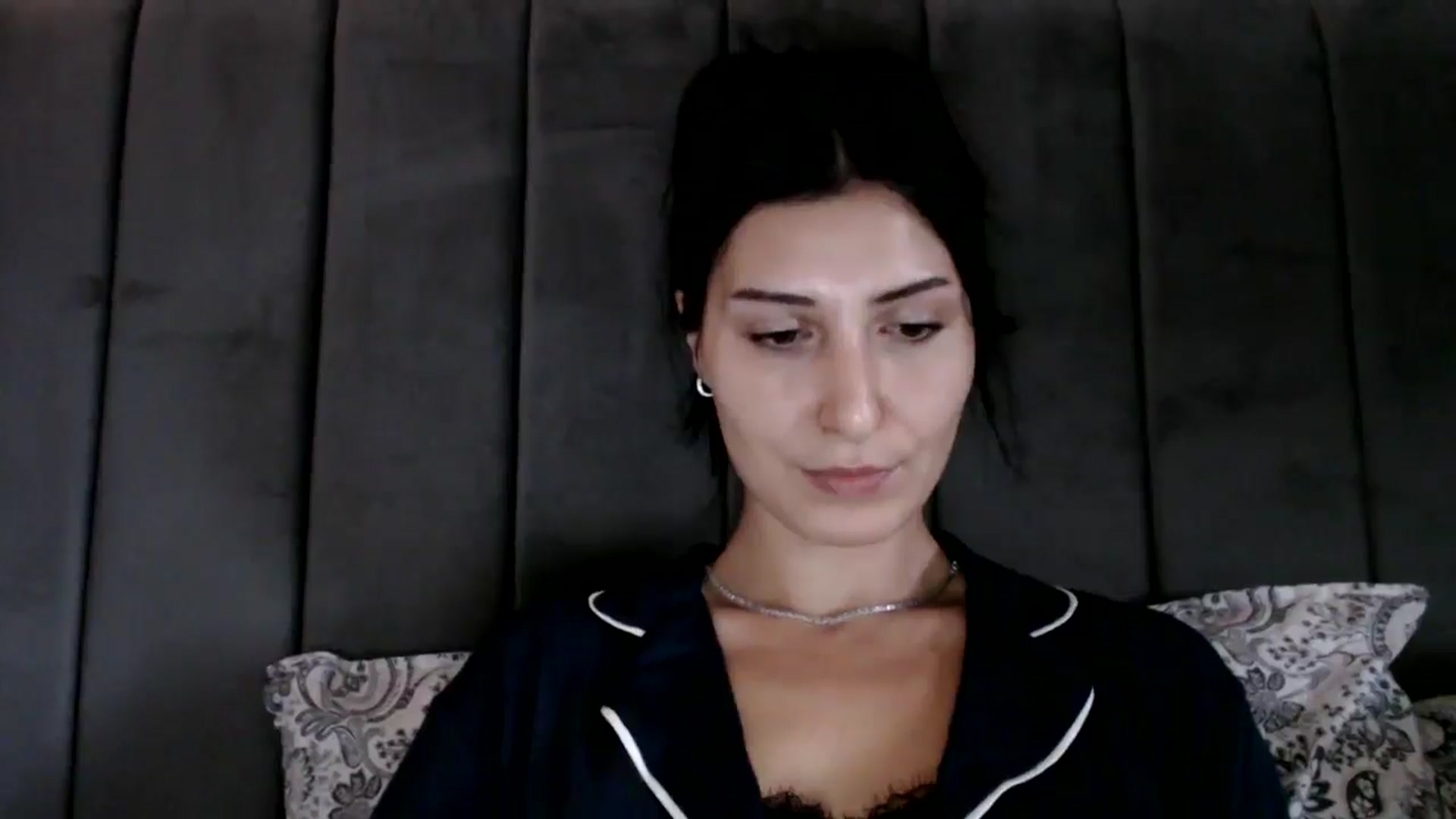 Gallery image thumbnail from Yara_77's myfreecams stream on, 10/15/2025, 10:50 image 5 of 20