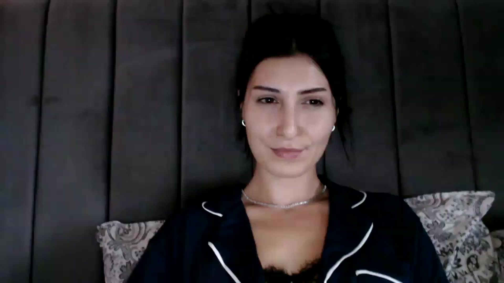 Gallery image thumbnail from Yara_77's myfreecams stream on, 10/15/2025, 10:50 image 4 of 20