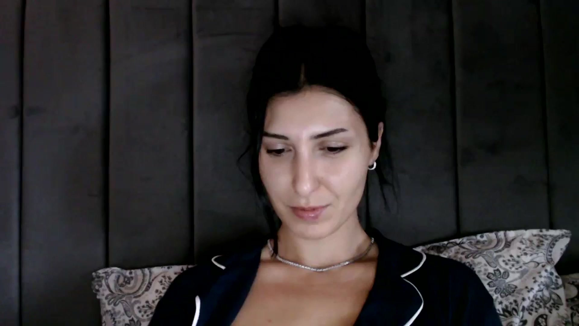 Gallery image thumbnail from Yara_77's myfreecams stream on, 10/15/2025, 10:50 image 20 of 20