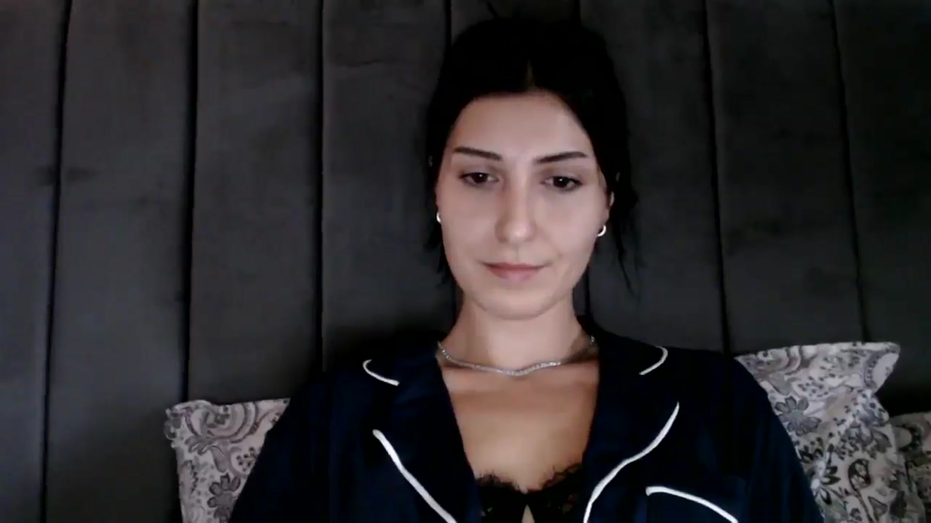 Gallery image thumbnail from Yara_77's myfreecams stream on, 10/15/2025, 10:50 image 6 of 20