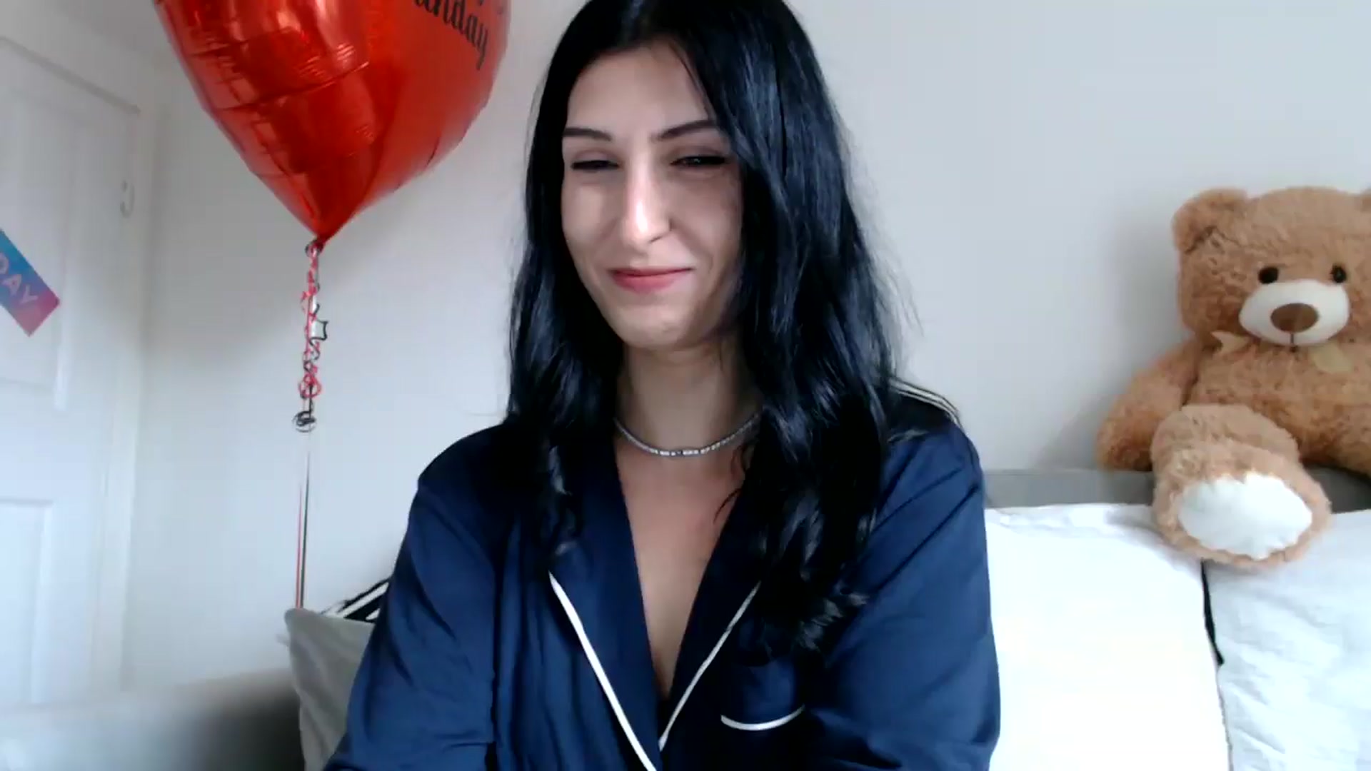 Gallery image thumbnail from Yara_77's myfreecams stream on, 10/16/2025, 09:39 image 6 of 20