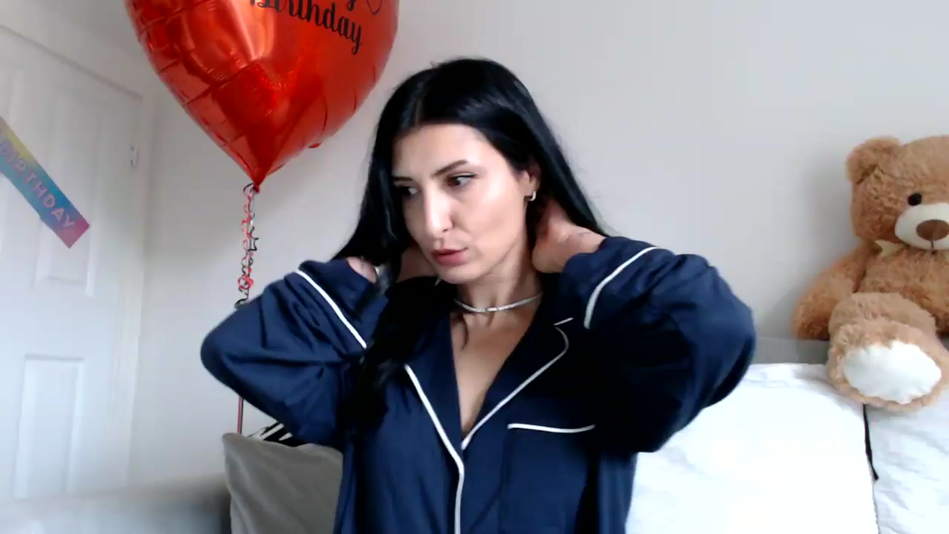 Gallery image thumbnail from Yara_77's myfreecams stream on, 10/16/2025, 09:39 image 1 of 20