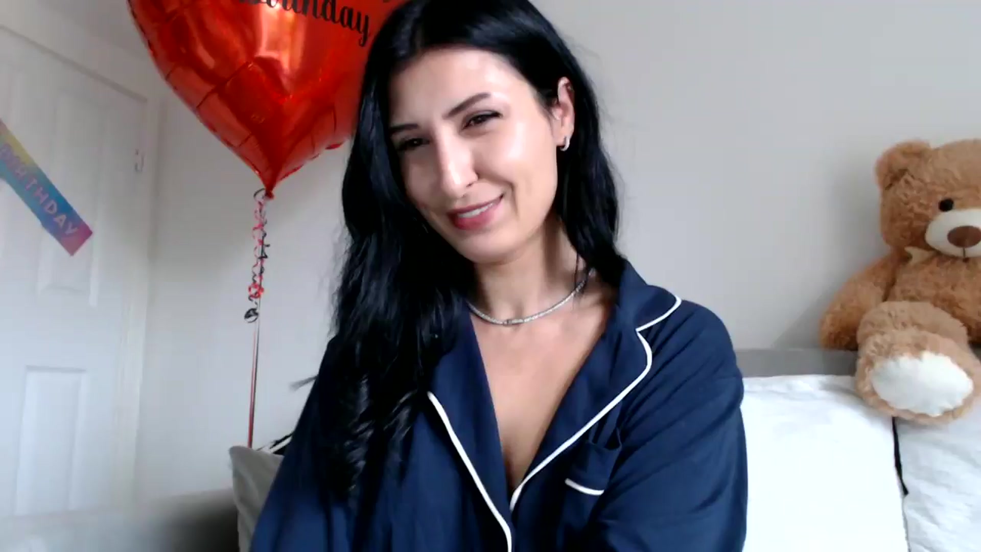 Gallery image thumbnail from Yara_77's myfreecams stream on, 10/16/2025, 09:39 image 3 of 20