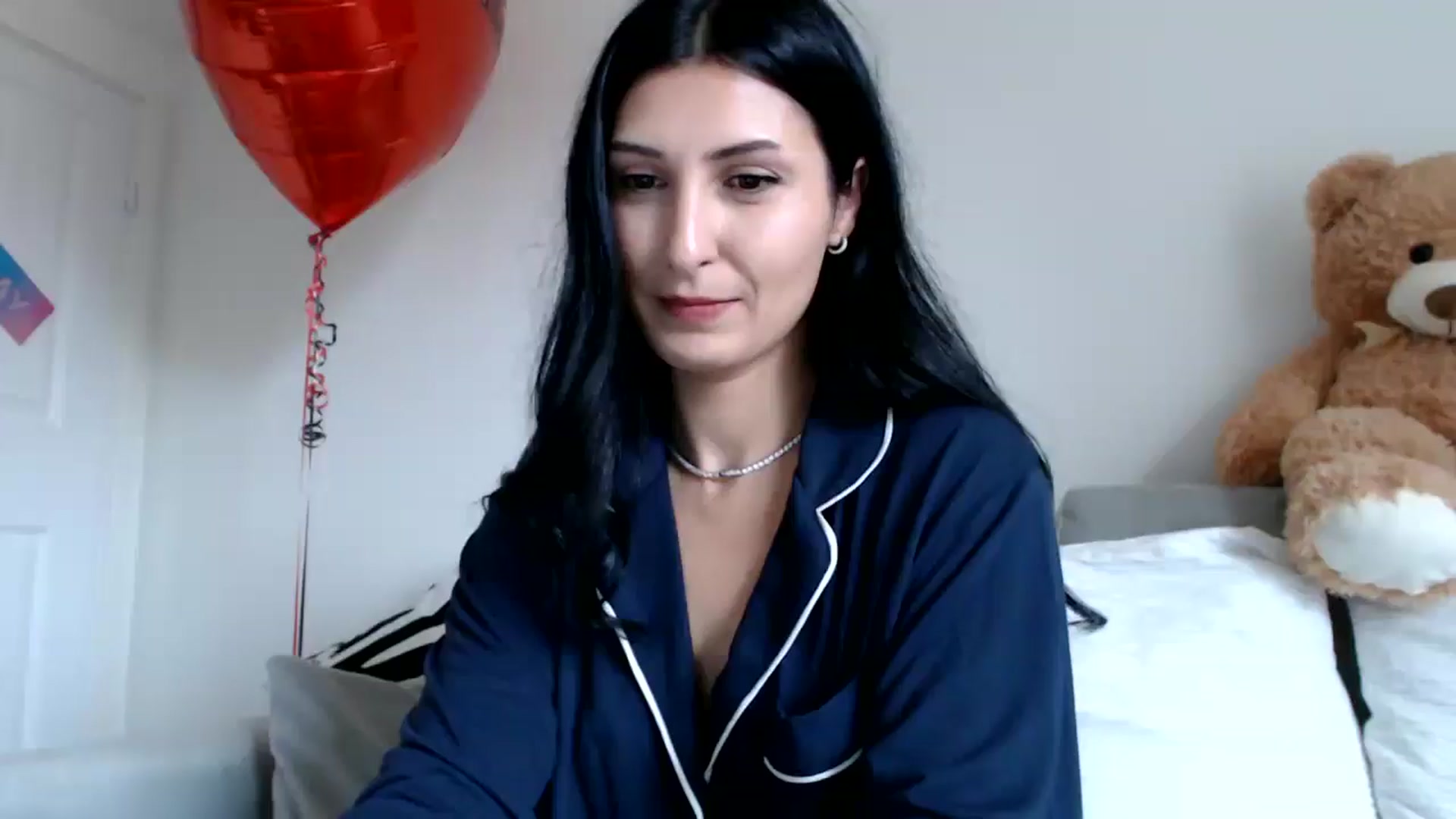 Gallery image thumbnail from Yara_77's myfreecams stream on, 10/16/2025, 09:39 image 16 of 20