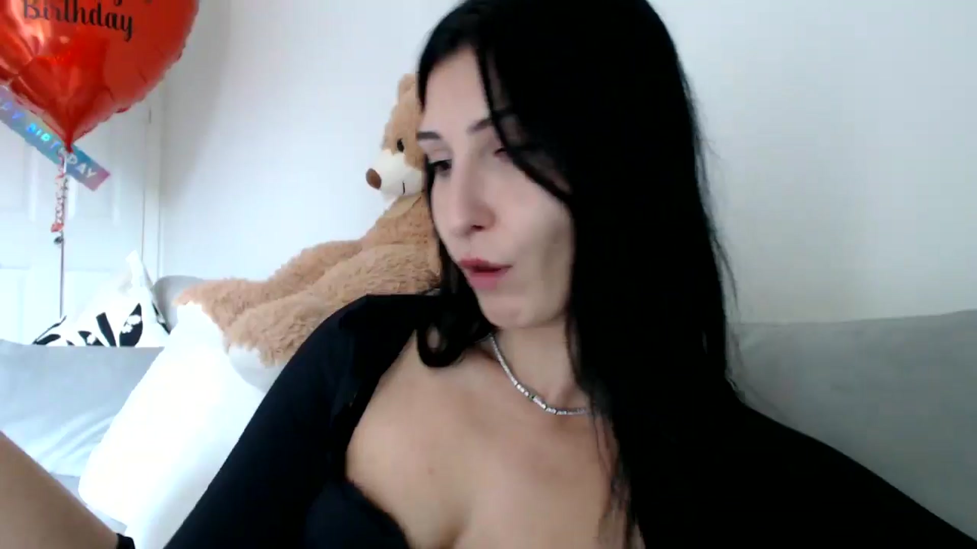 Gallery image thumbnail from Yara_77's myfreecams stream on, 10/16/2025, 10:52 image 20 of 20