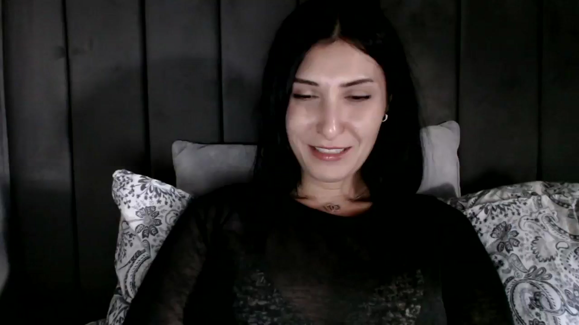 Gallery image thumbnail from Yara_77's myfreecams stream on, 10/21/2025, 14:54 image 20 of 20