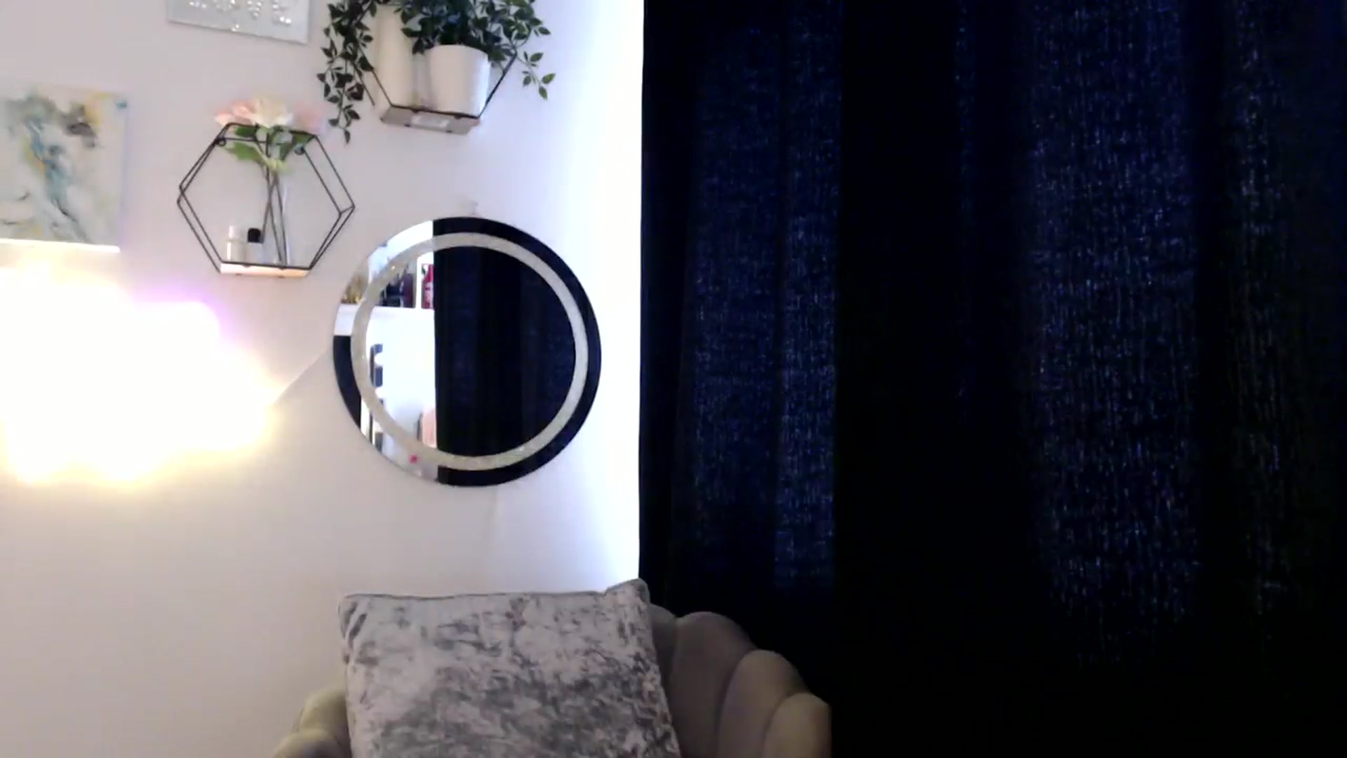 Gallery image thumbnail from Yara_77's myfreecams stream on, 10/23/2025, 13:45 image 6 of 20