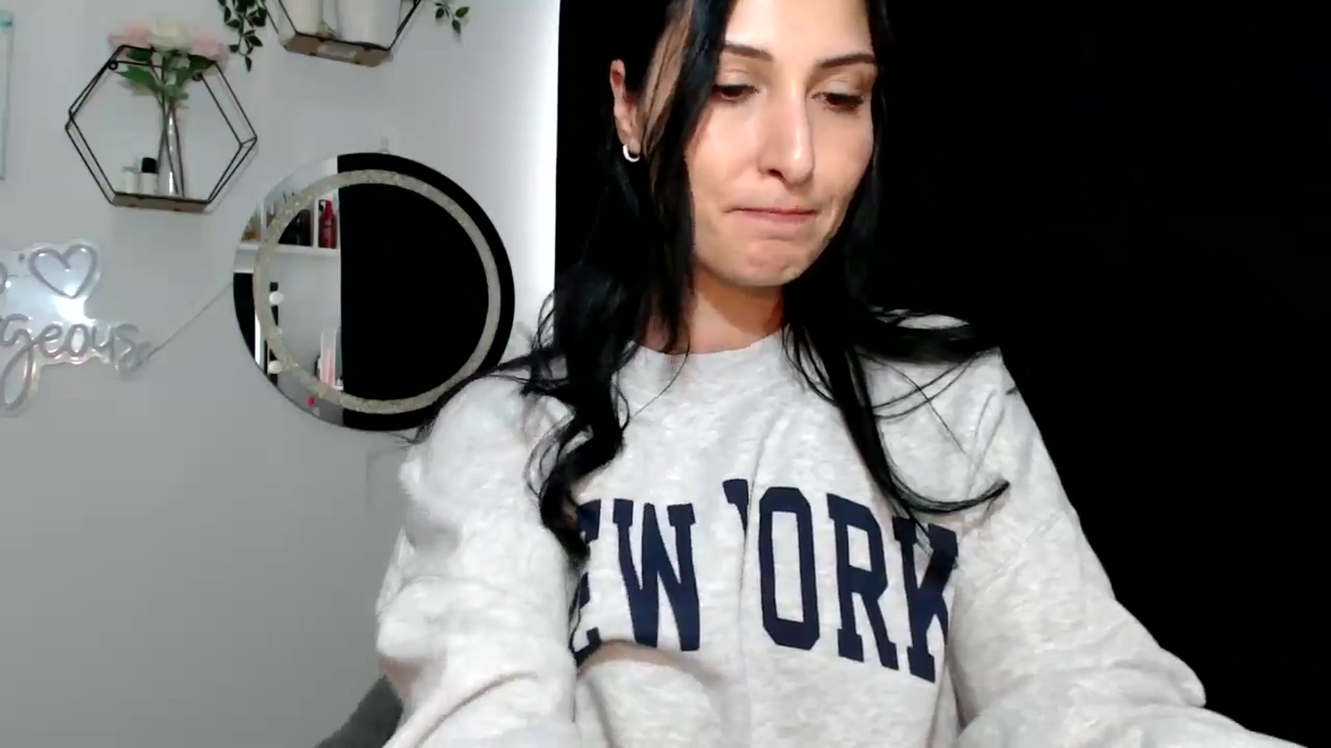 Gallery image thumbnail from Yara_77's myfreecams stream on, 10/23/2025, 14:20 image 13 of 20