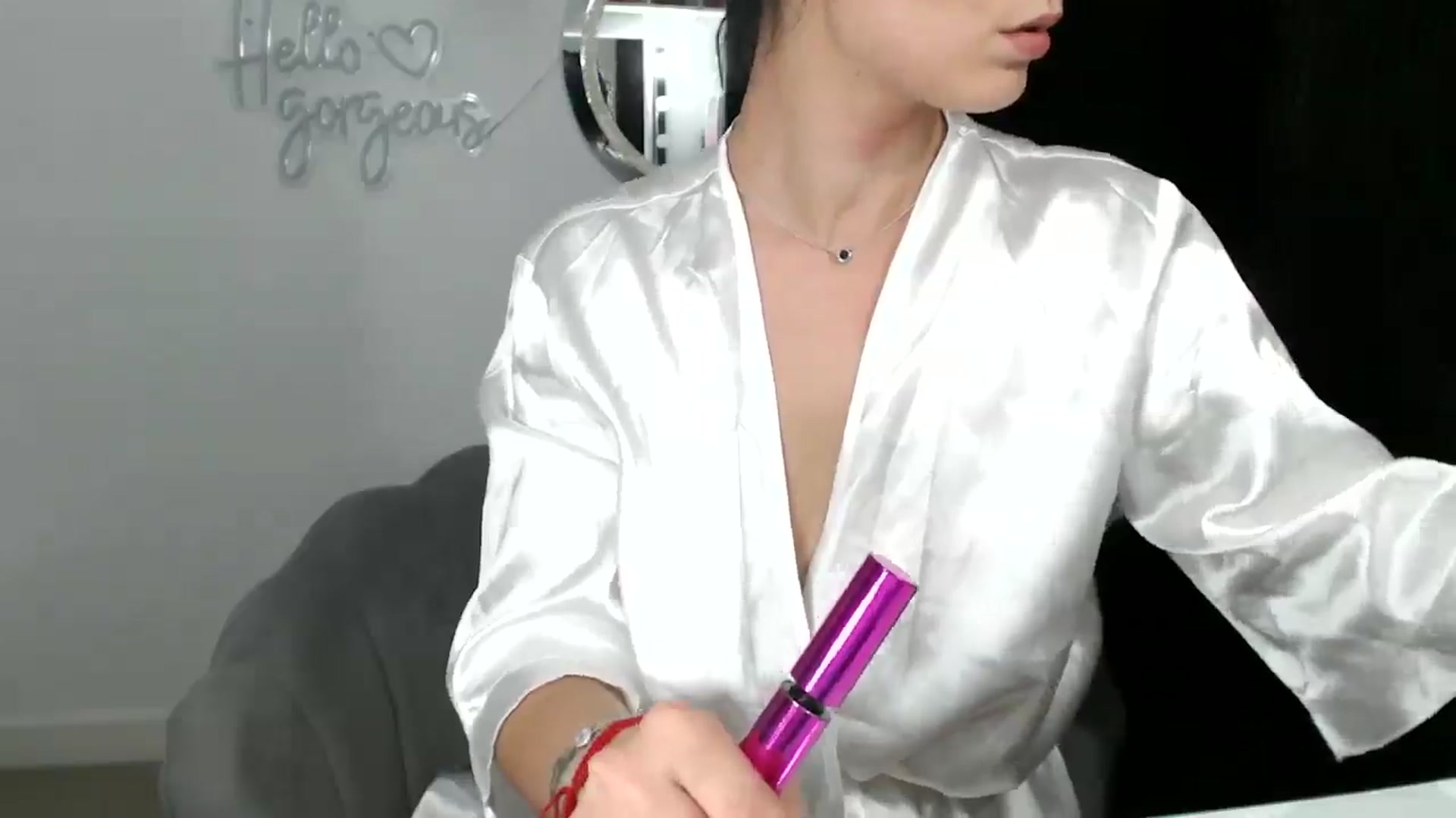 Gallery image thumbnail from Yara_77's myfreecams stream on, 10/24/2025, 10:33 image 12 of 20