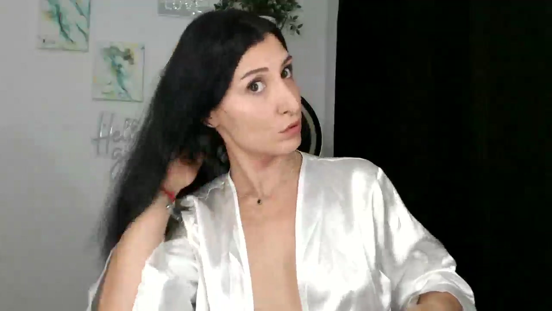Gallery image thumbnail from Yara_77's myfreecams stream on, 10/24/2025, 10:33 image 19 of 20